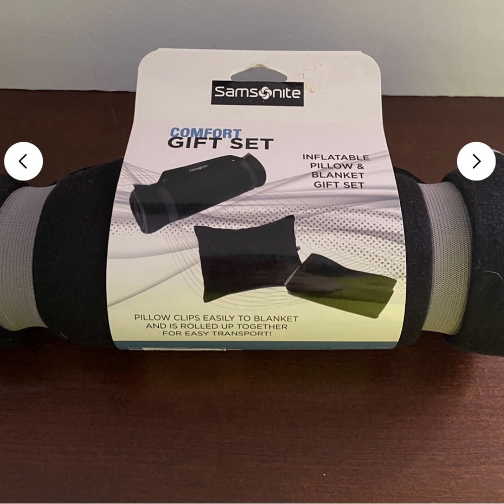 Samsonite Travel Pillow and Blanket Set - Black and Gray